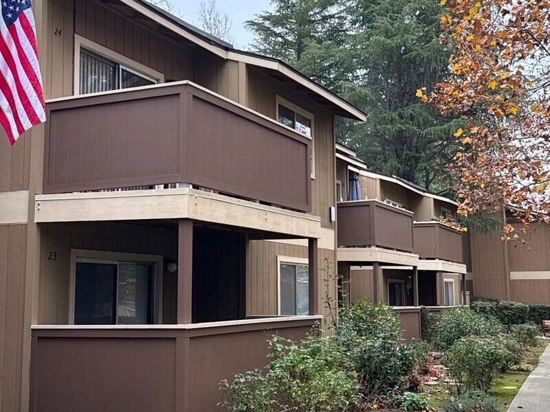 Multi-unit condo complex with balconies inspected for SB 326