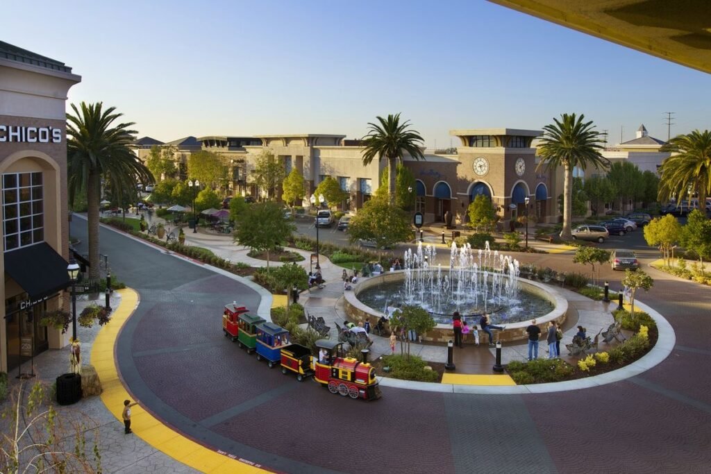 Westfield Galleria fountain plaza in Roseville, CA — local landmark in ABD Inspections Placer County deck and balcony service area